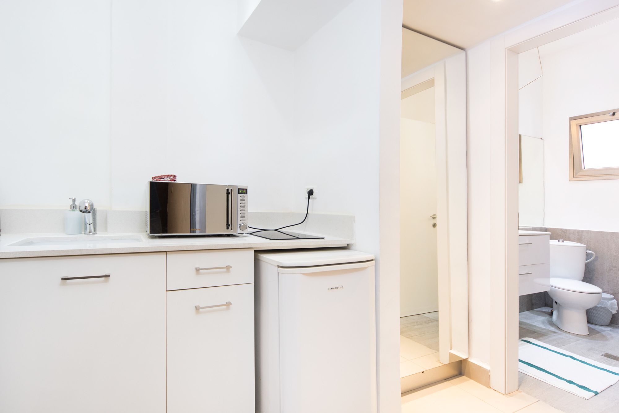 Tlvsublet Hayarkon Lägenhet Tel Aviv Exteriör bild